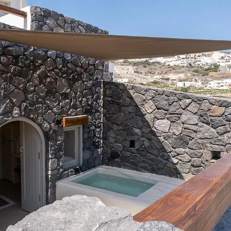 Grandma's Éxo Goniá